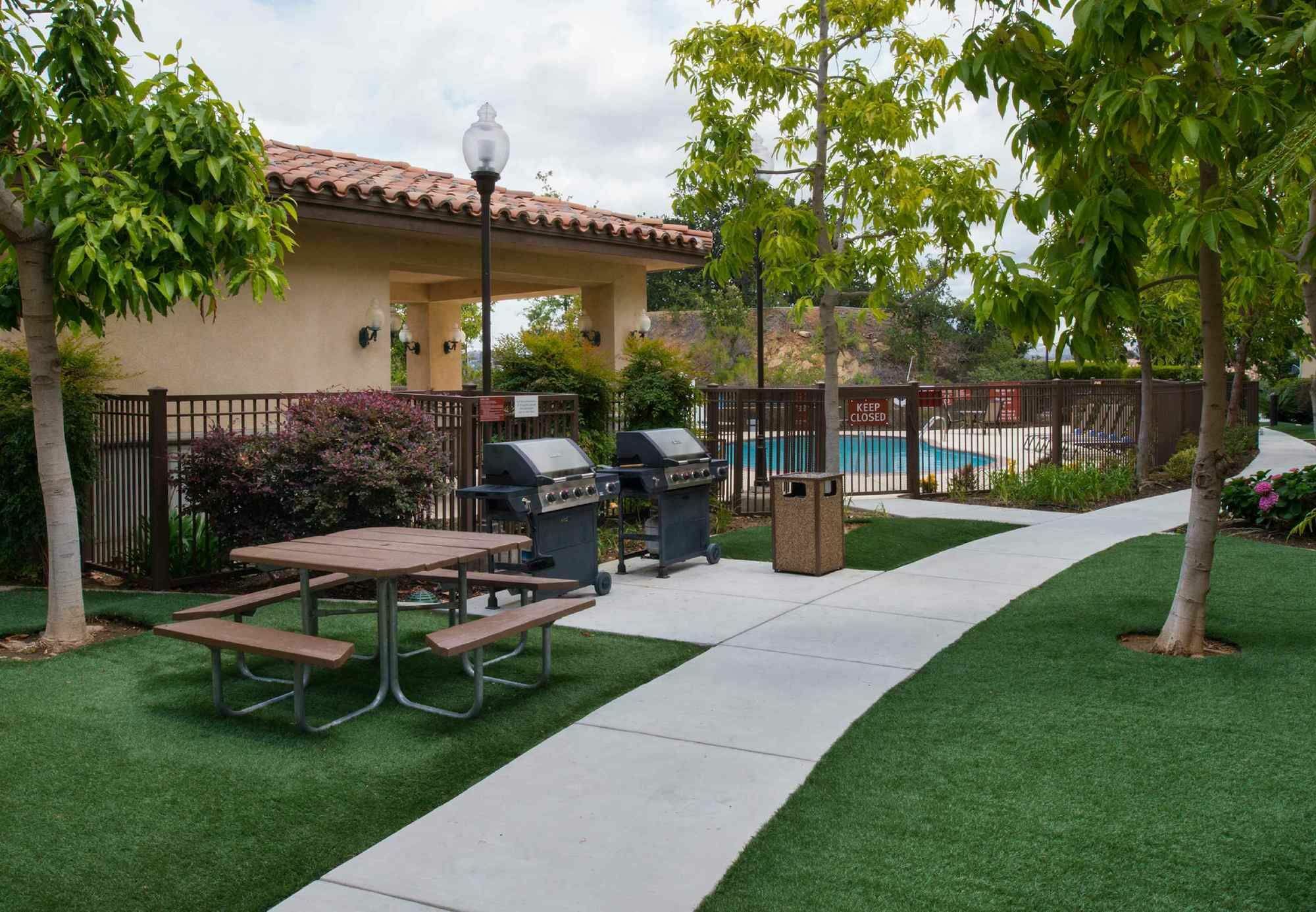 Towneplace Suites Thousand Oaks Ventura County Bagian luar foto