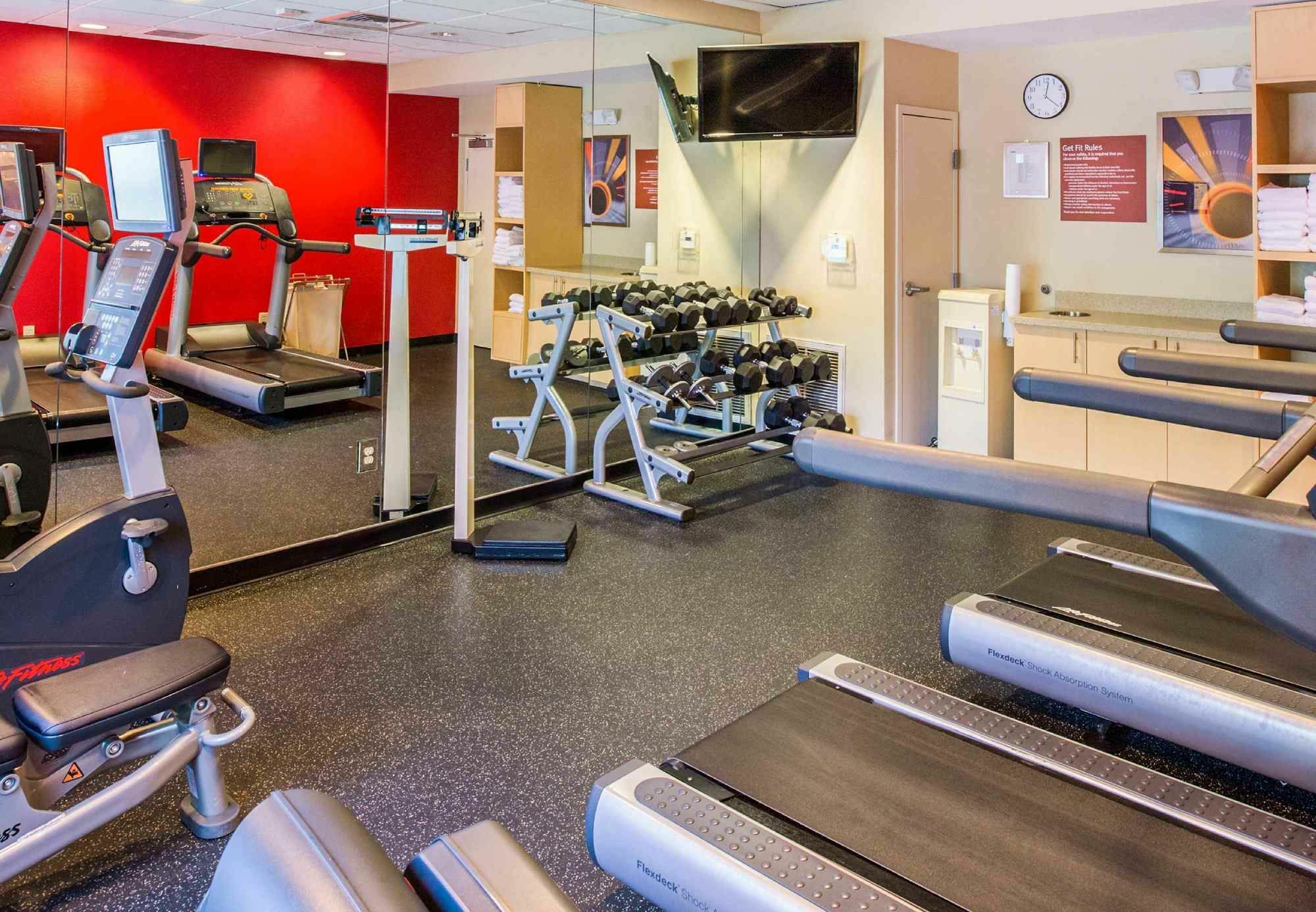Towneplace Suites Thousand Oaks Ventura County Bagian luar foto
